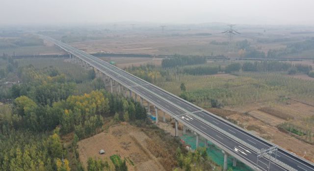 熱烈祝賀董梁高速公路新泰至寧陽(yáng)段建成通車(chē)！